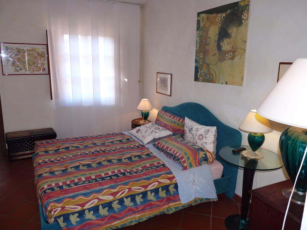 B&B A Casa Di Greta Pisa Habitación foto